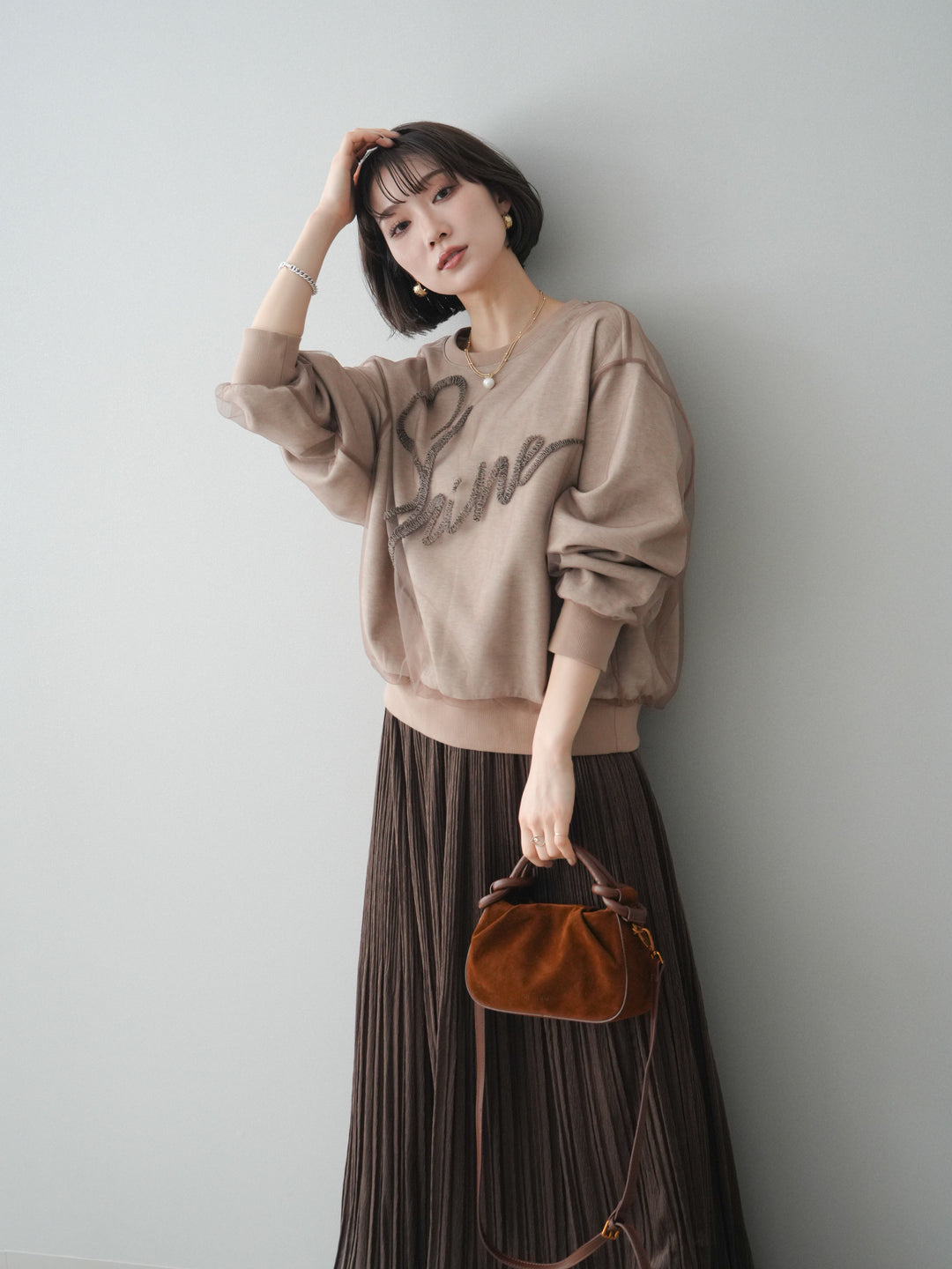 [予約]チュールレイヤードロゴスエットプルオーバー/beige