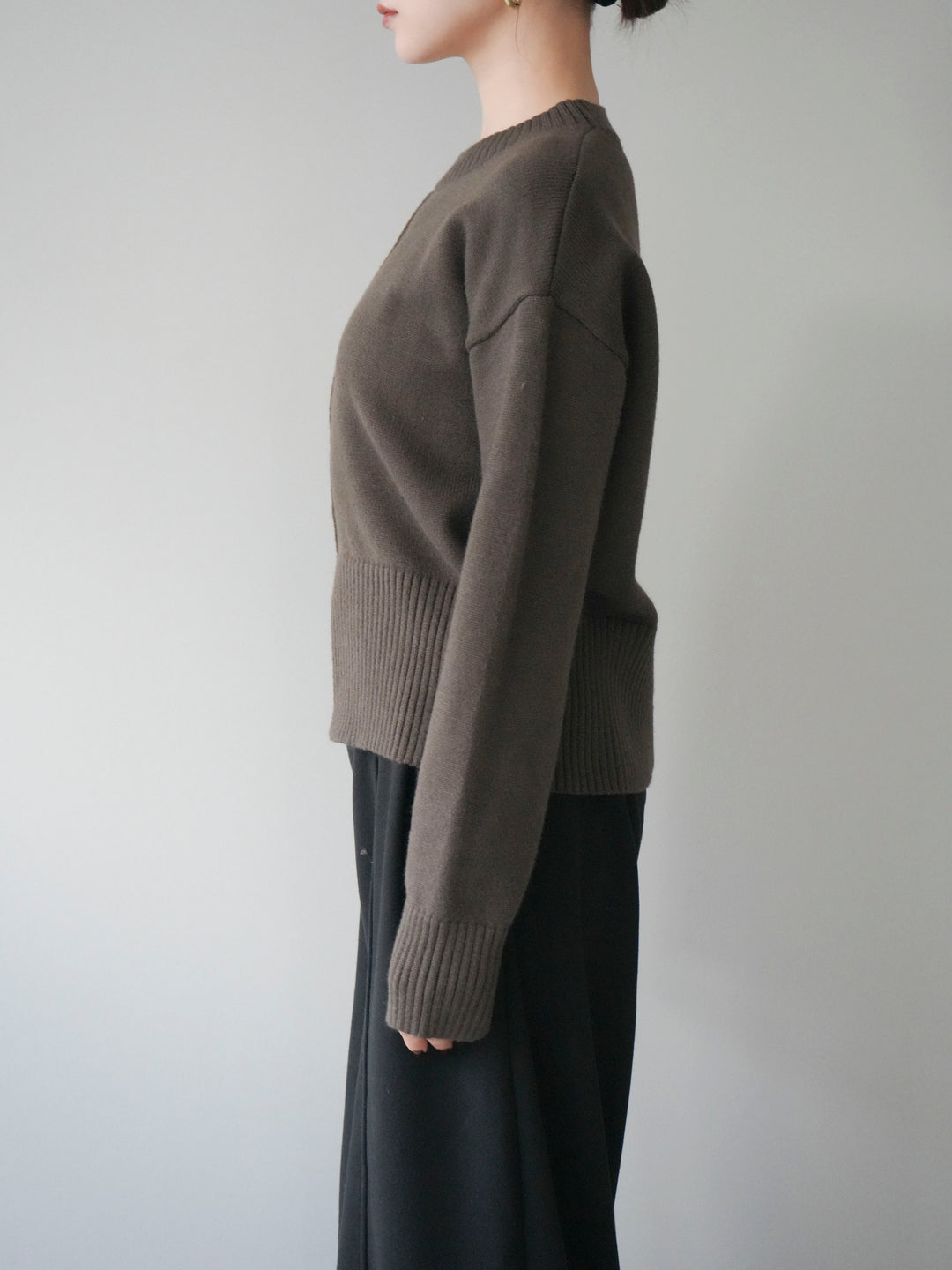 [予約]フロントスリットネックアンサンブルニット/khaki