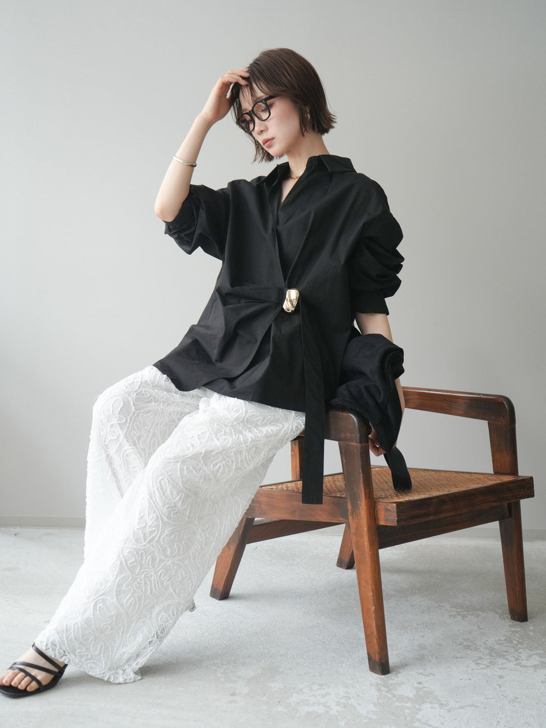 [SET]メタルパーツドレープシャツ+シアーコードレースイージーパンツ(2set)