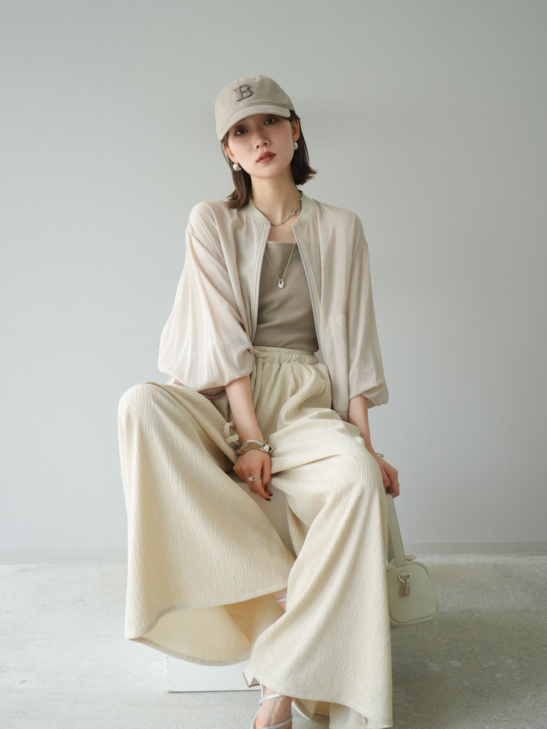 [預訂] Washer Sheer Blouson/象牙白