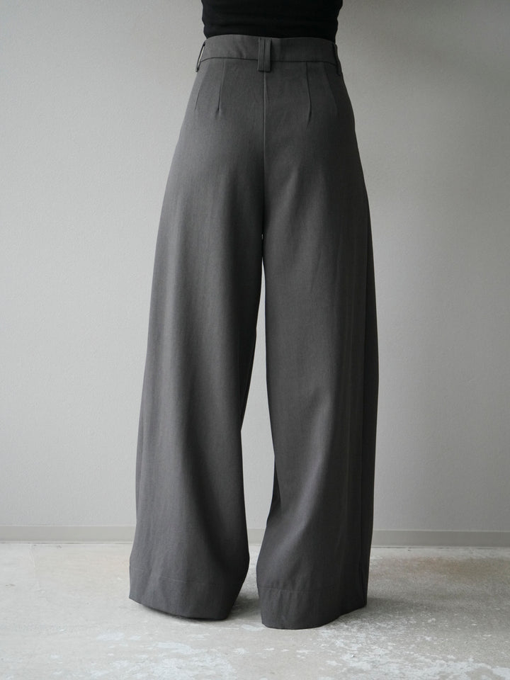 [予約]ダブルタックワイドパンツ/グレー