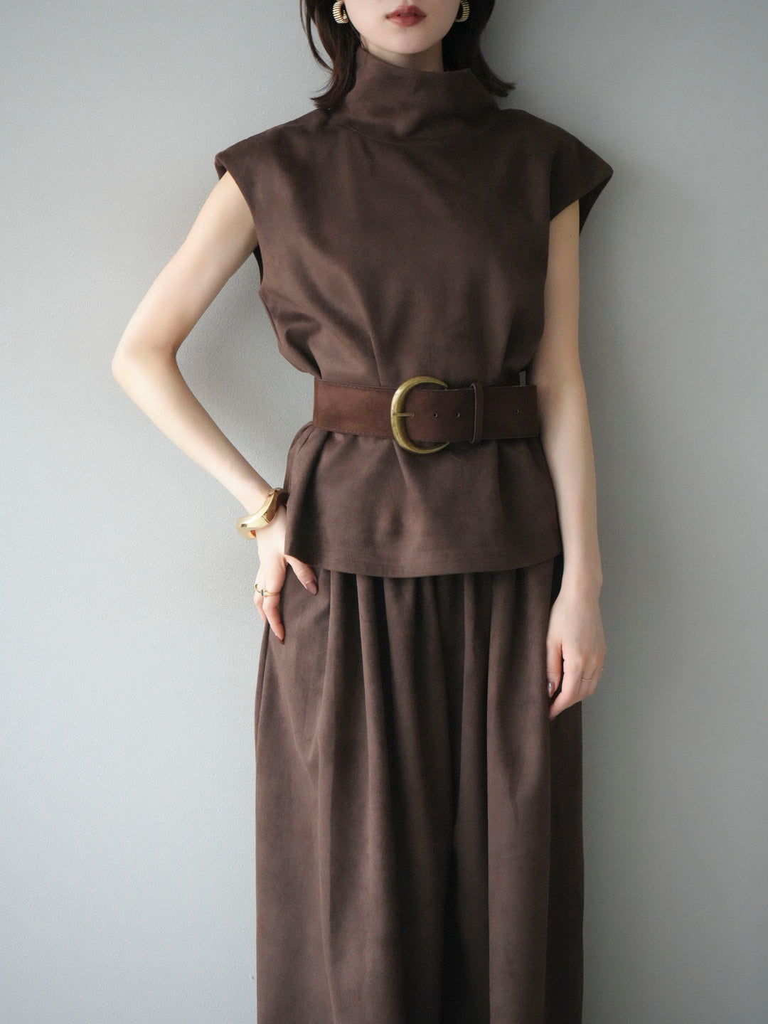 [SET]ベルト付スエードハイネックプルオーバー＆ワイドパンツSET UP