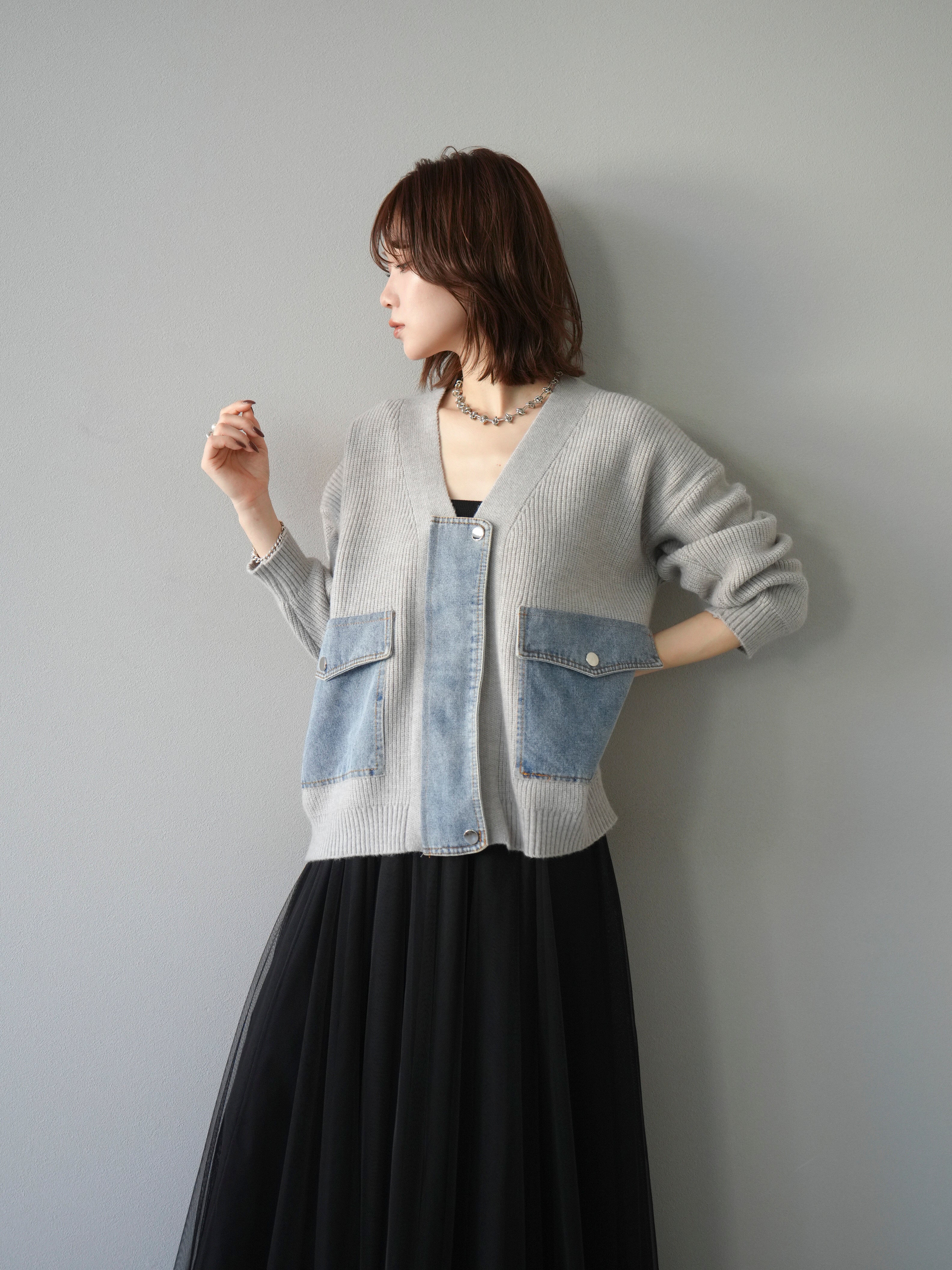 予約]デニムポケットデザインニットカーディガン/グレー – Lumier