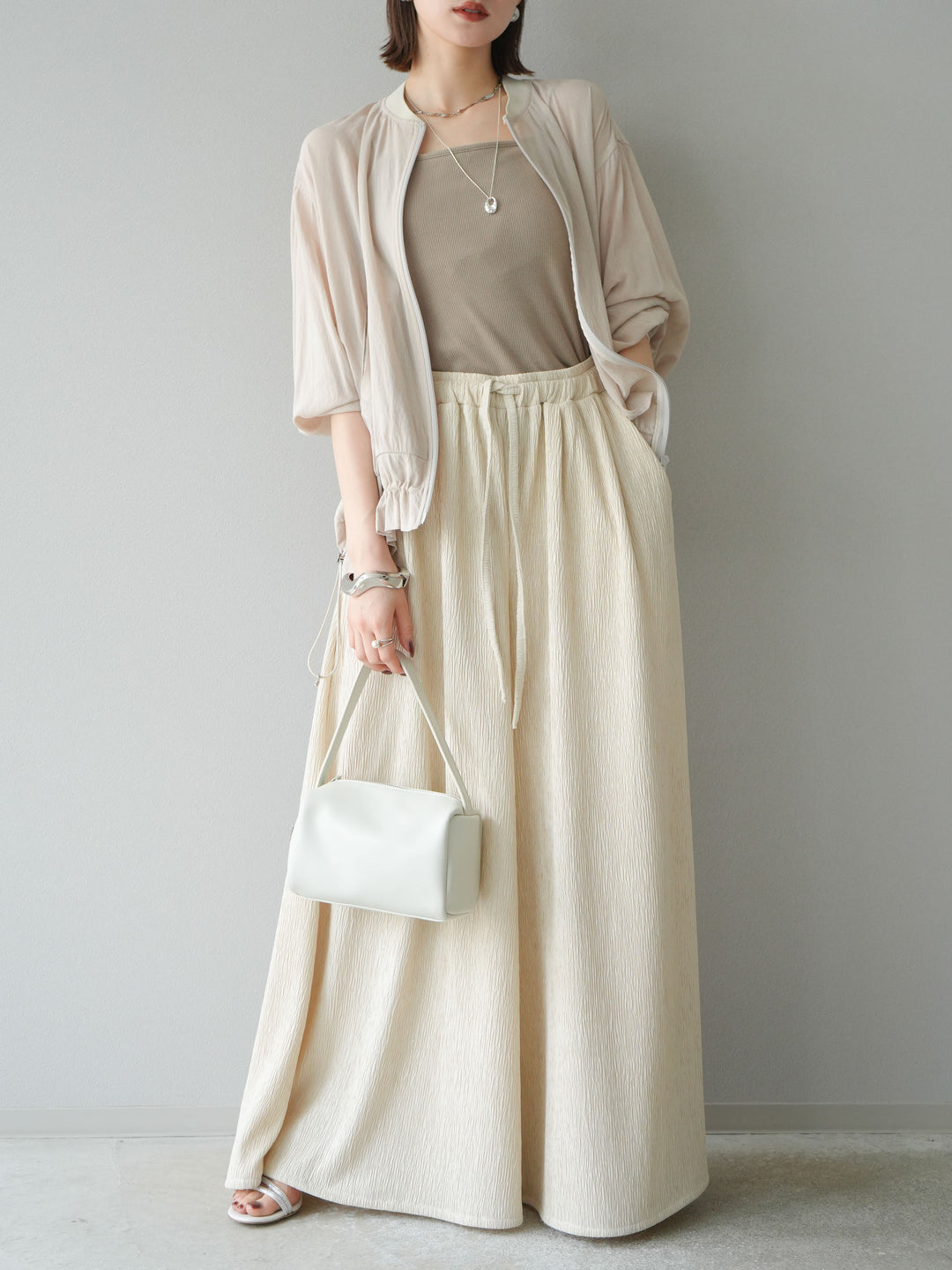 [預訂] Washer Sheer Blouson/象牙白