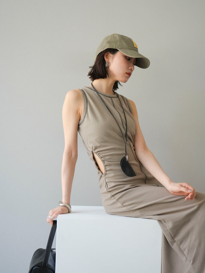 [予約]ウエストオープンステッチカットワンピース/ベージュ