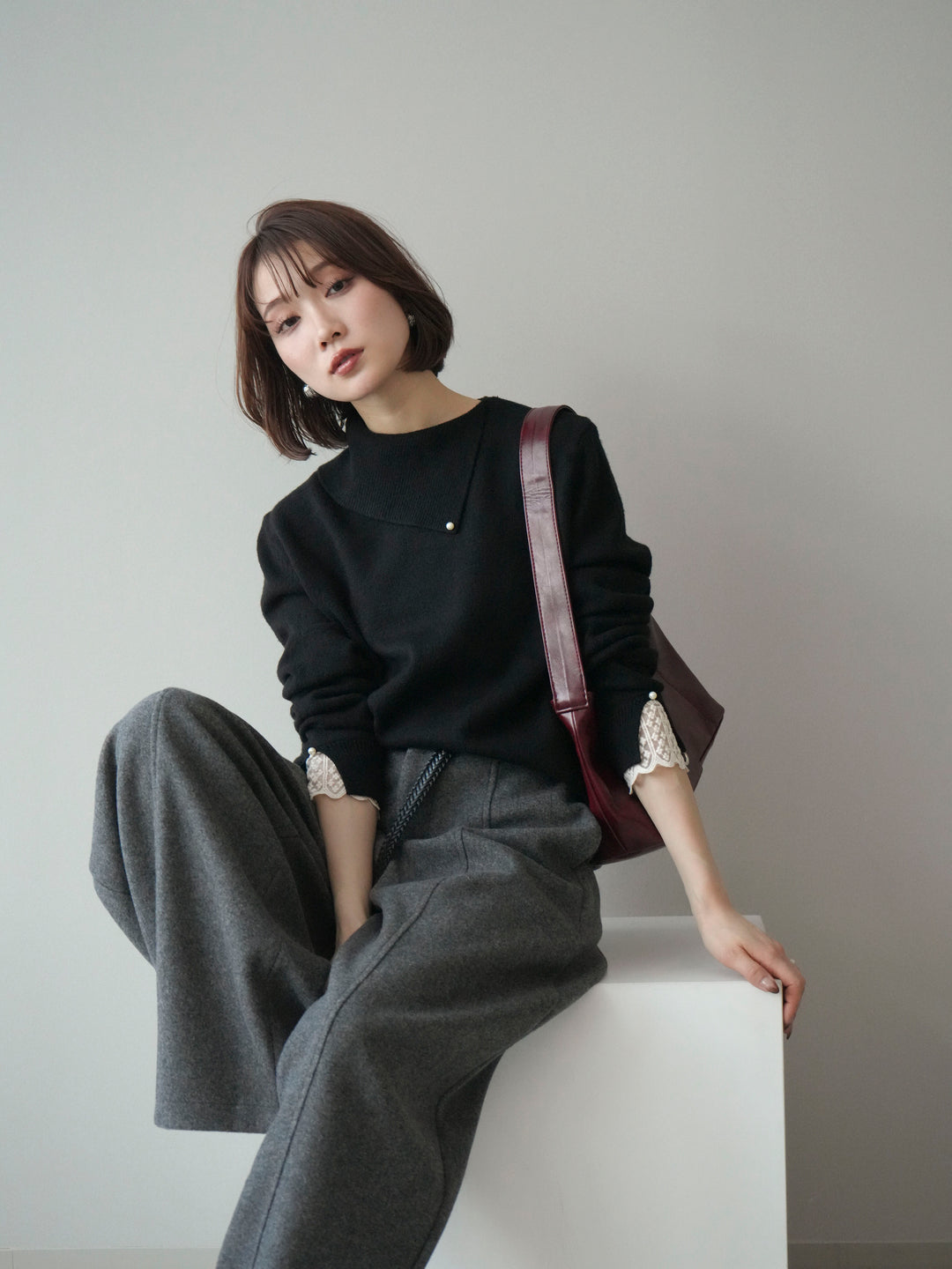 [SET]袖レースパール付き配色ニットトップス+ウールタッチカーブパンツ(2set)