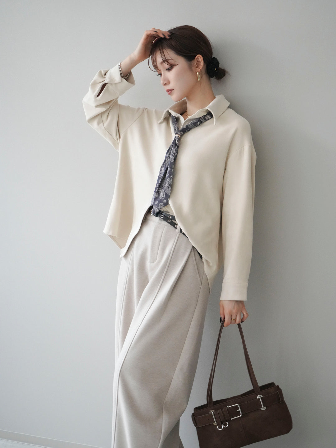 [予約]スカーフ付きスエードシャツ/ivory