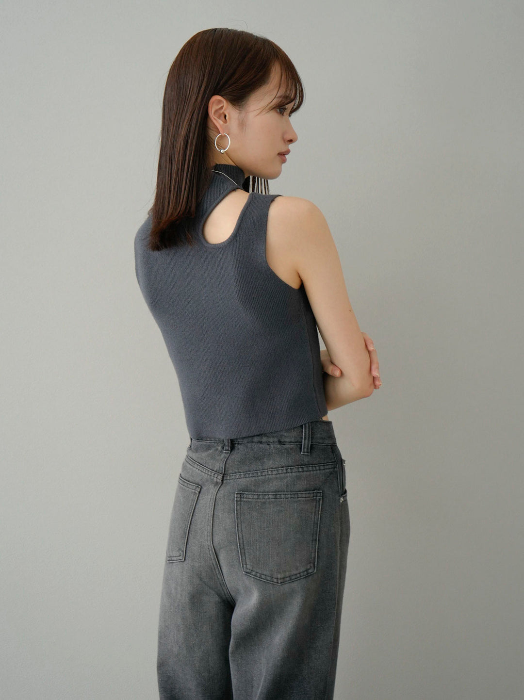 [SET] Cut-out sleeveless rib knit + gradient straight denim (2set)
