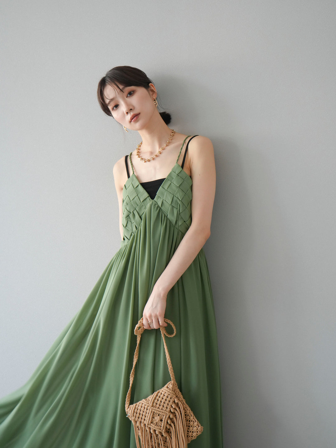 [SET]編み込みデザインシフォンワンピース+カップ付テレコリブベアキャミソール(2set)