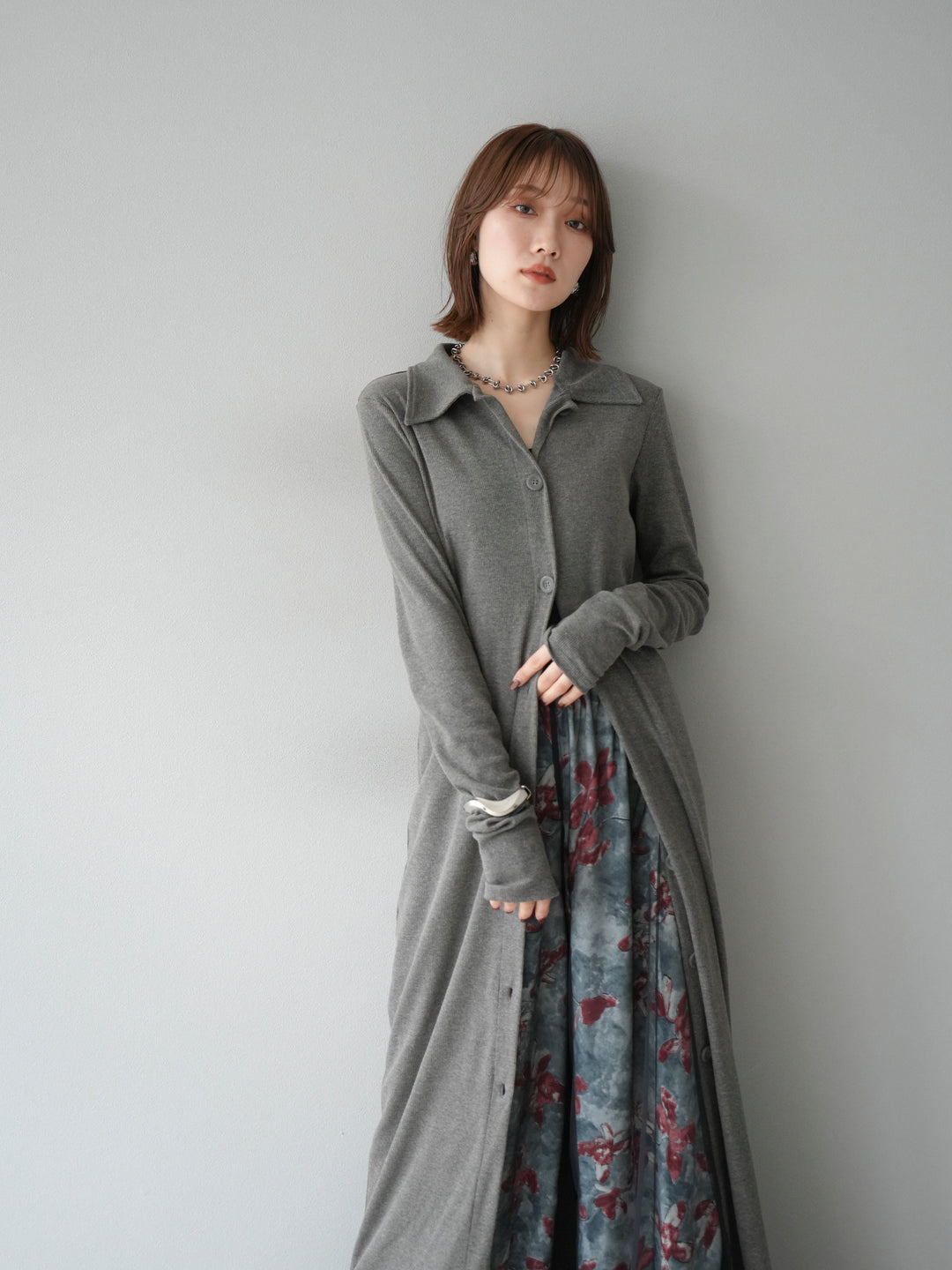 [予約]襟付きカットリブボタンワンピース/チャコール