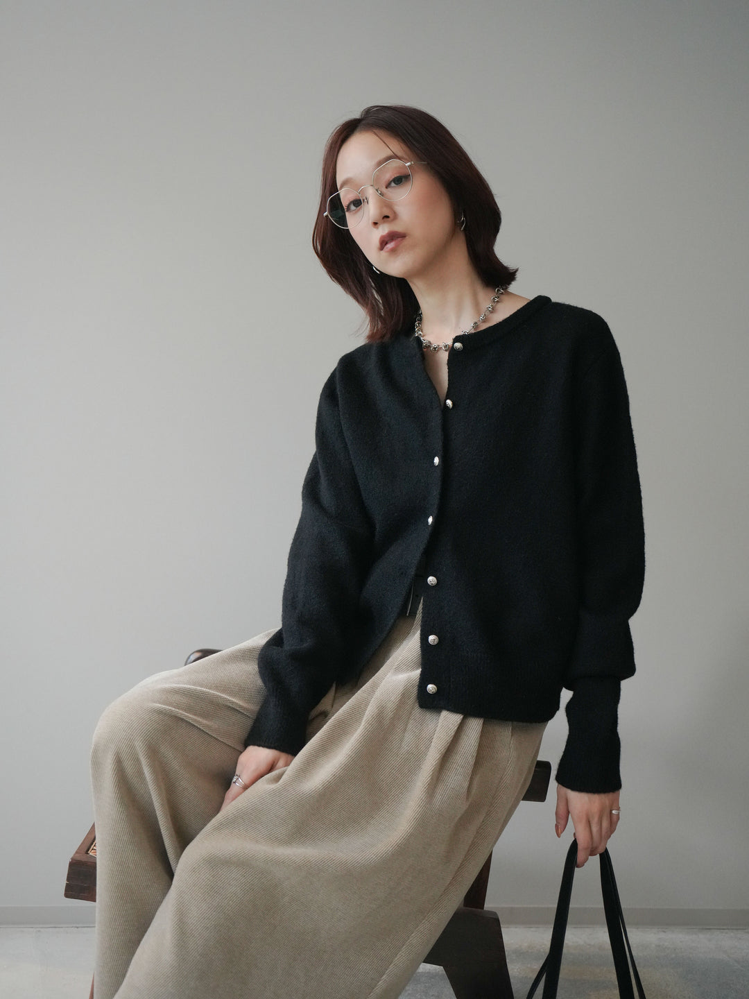 [SET]アンティークボタンニットカーディガン+ベルトデザインループコールテンワイドパンツ(ベルト付き)(2set)