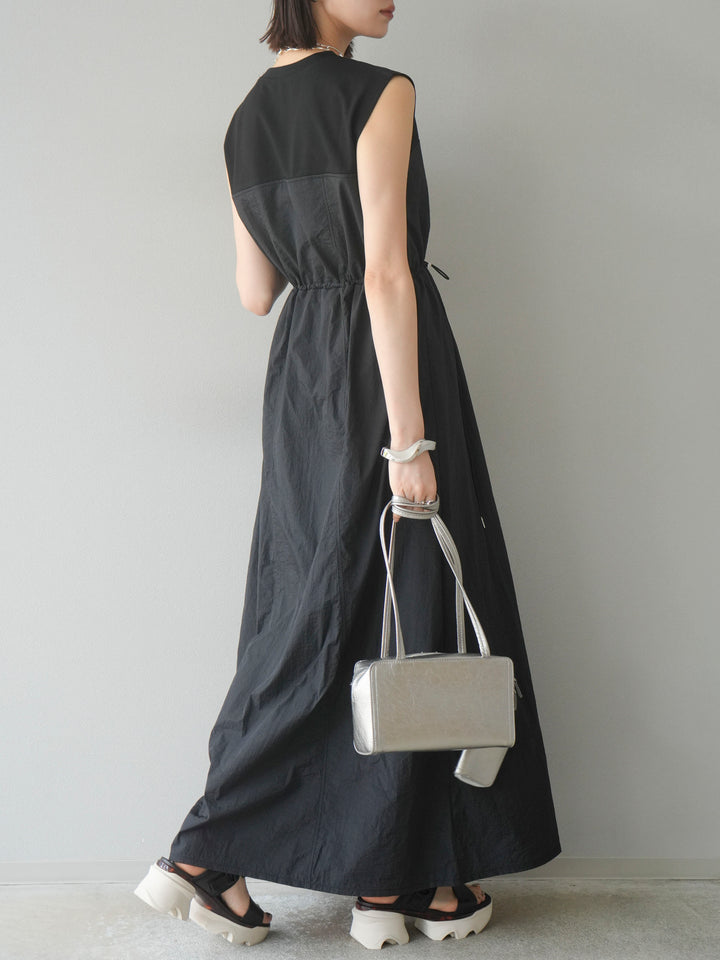 [予約]カットドッキングナイロンワンピース/ブラック