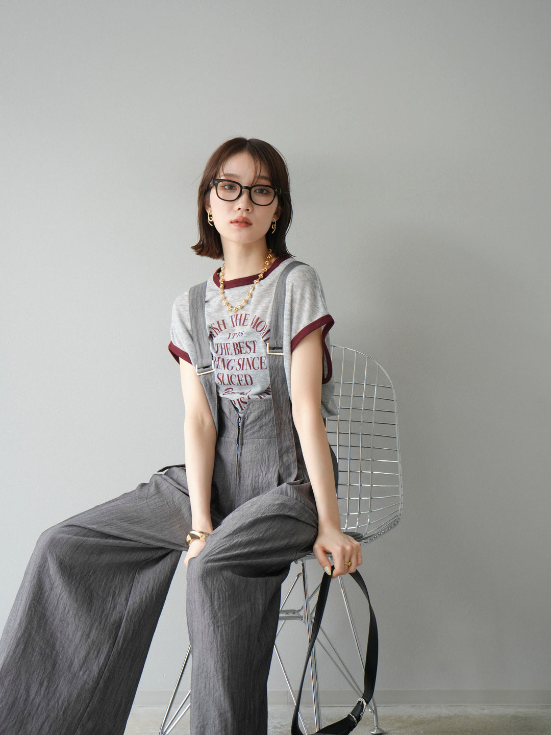 [SET]ストリングデザインハイウエストサロペット+シアーフライス ロゴプリントT (2set)