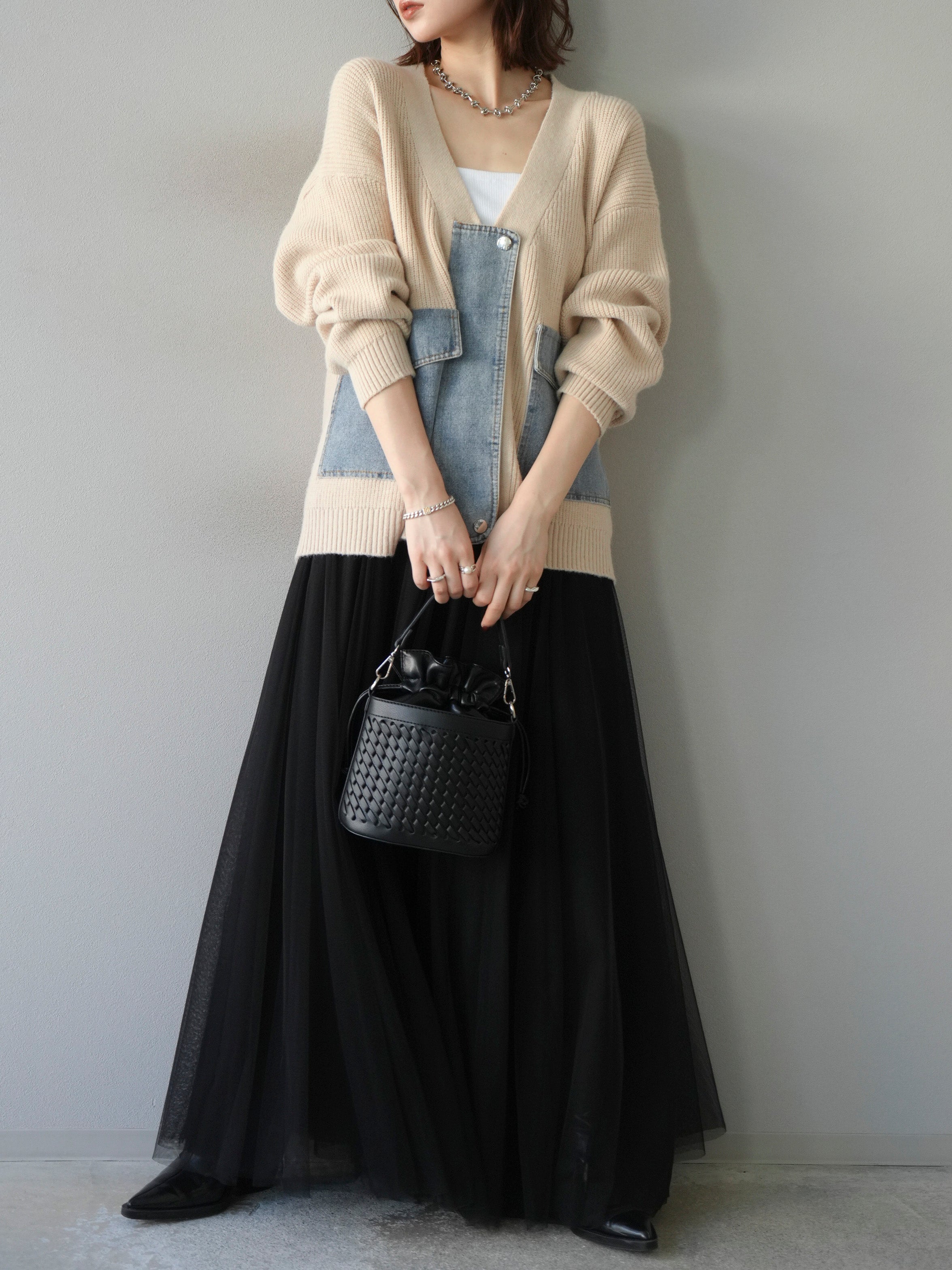 予約]デニムポケットデザインニットカーディガン/アイボリー – Lumier