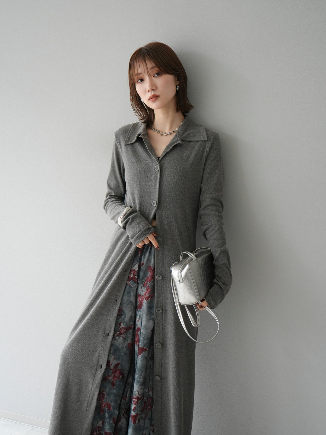 [予約]襟付きカットリブボタンワンピース/チャコール