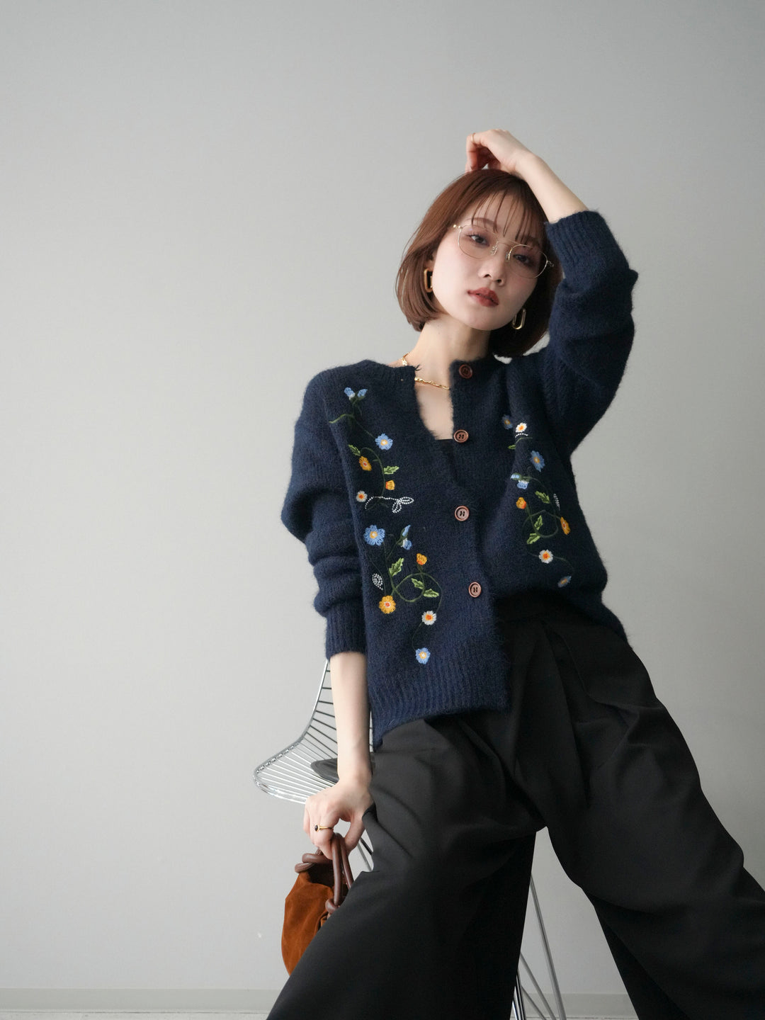 [予約]フラワー刺繍ニットカーディガン/blue