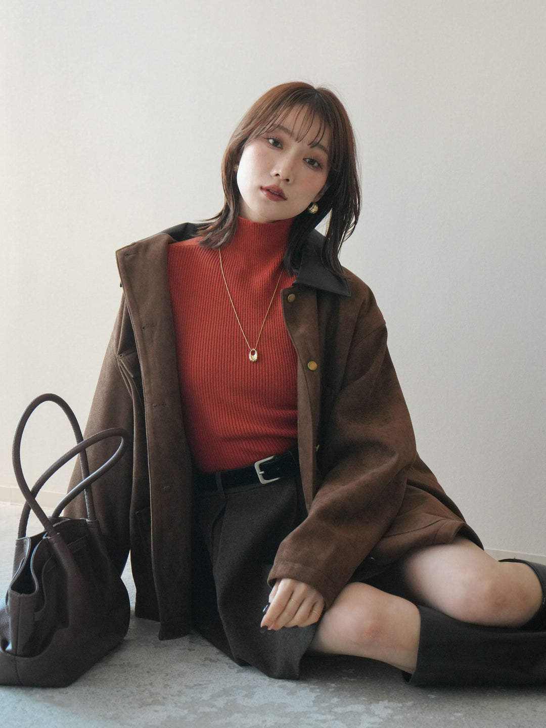 [SET]襟レザーステンカラースエードジャケット+袖ボタンボトルネックリブニットトップス(2set)