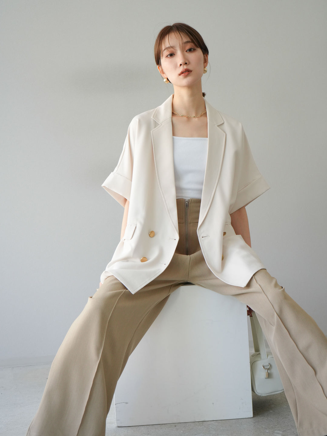 [予約]ゴールドボタンハーフジャケット/アイボリー