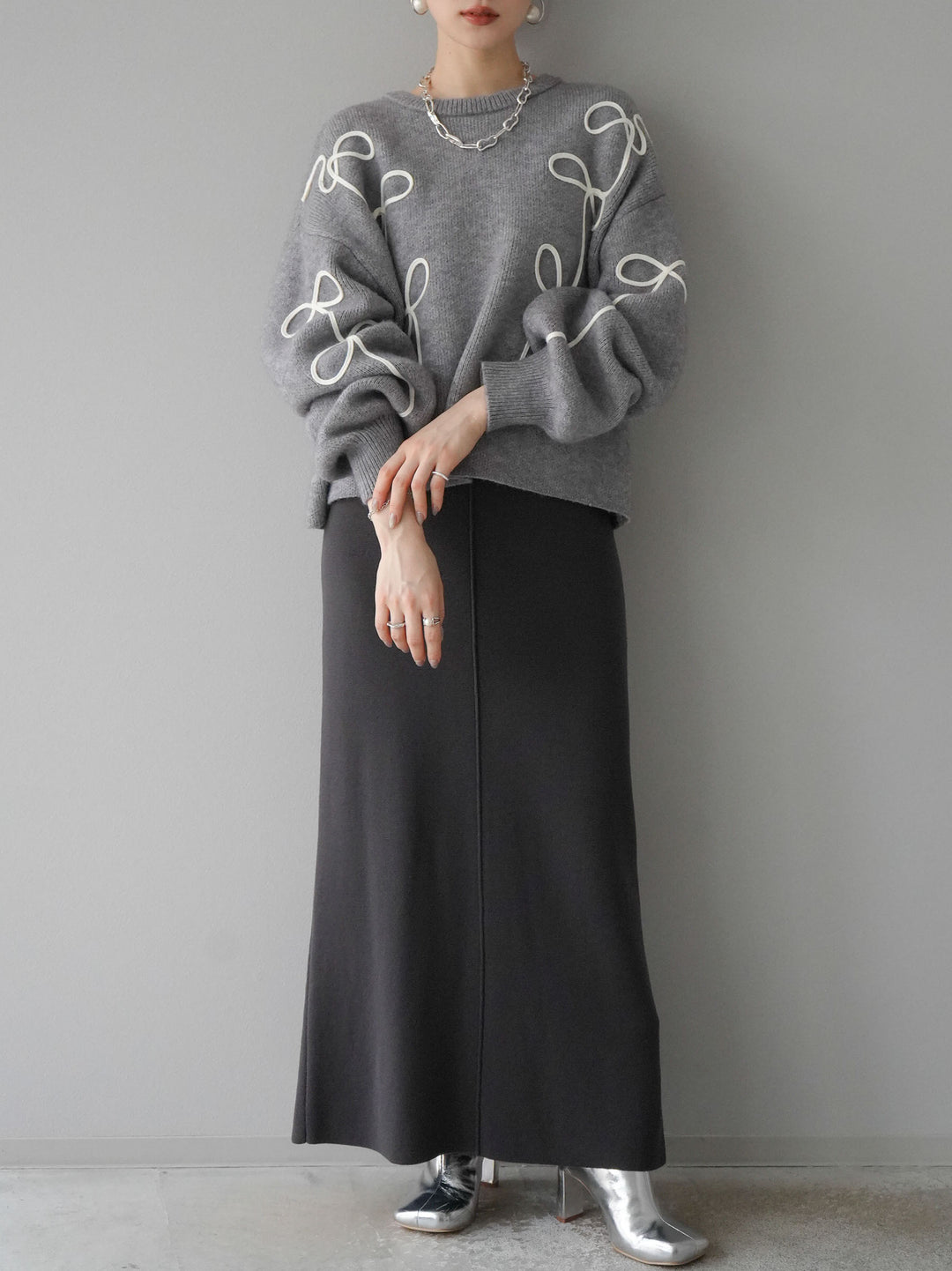 [予約]コード刺繍ルーズニットプルオーバー/グレー
