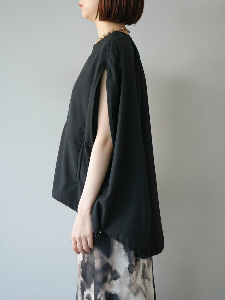 [予約]スリーブレスドロストZIPブルゾン/ブラック