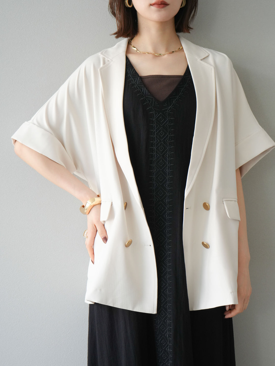 [予約]刺繍Vネックワンピース/ブラック