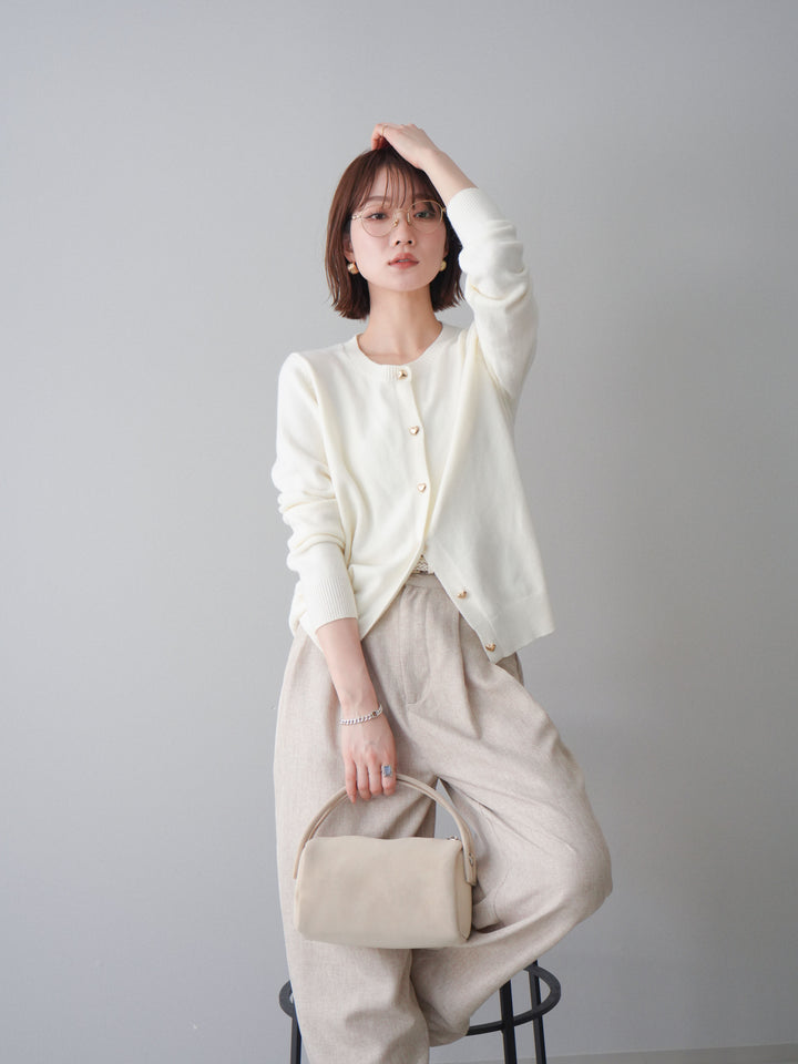 [予約]ハートボタンニットカーディガン/white