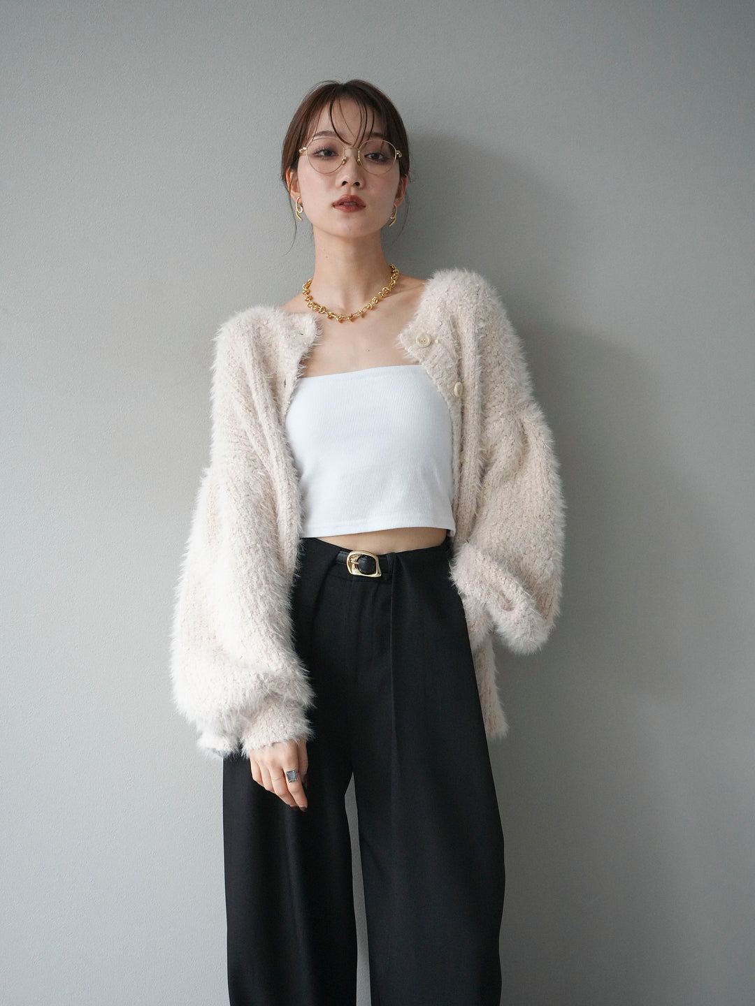 [預購] 圓領隨機毛絨開襟衫/本色