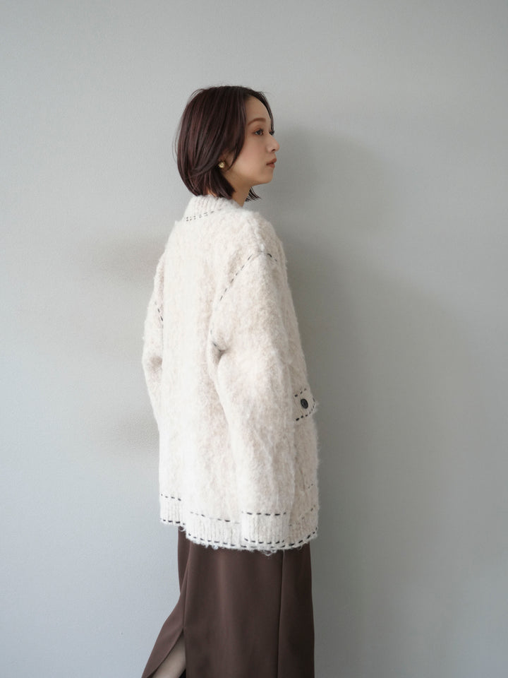 [予約]ステッチVネックニットカーディガン/アイボリー
