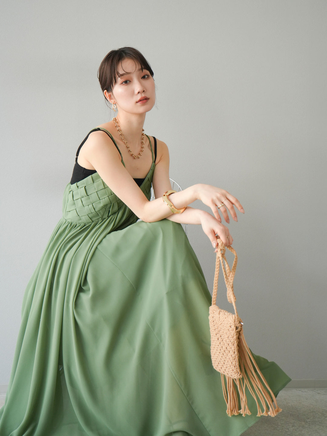 [SET]編み込みデザインシフォンワンピース+カップ付テレコリブベアキャミソール(2set)