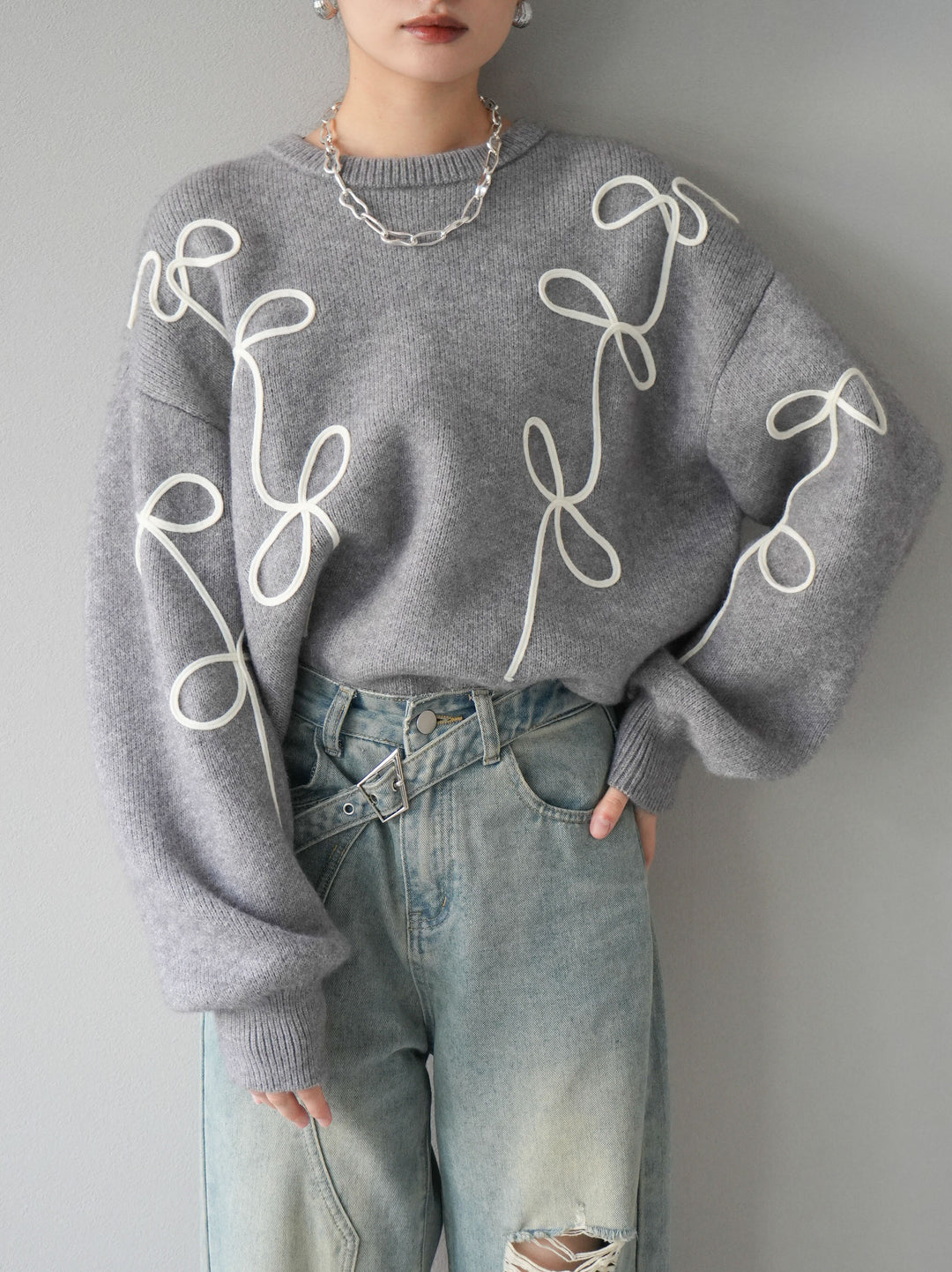 [予約]コード刺繍ルーズニットプルオーバー/グレー