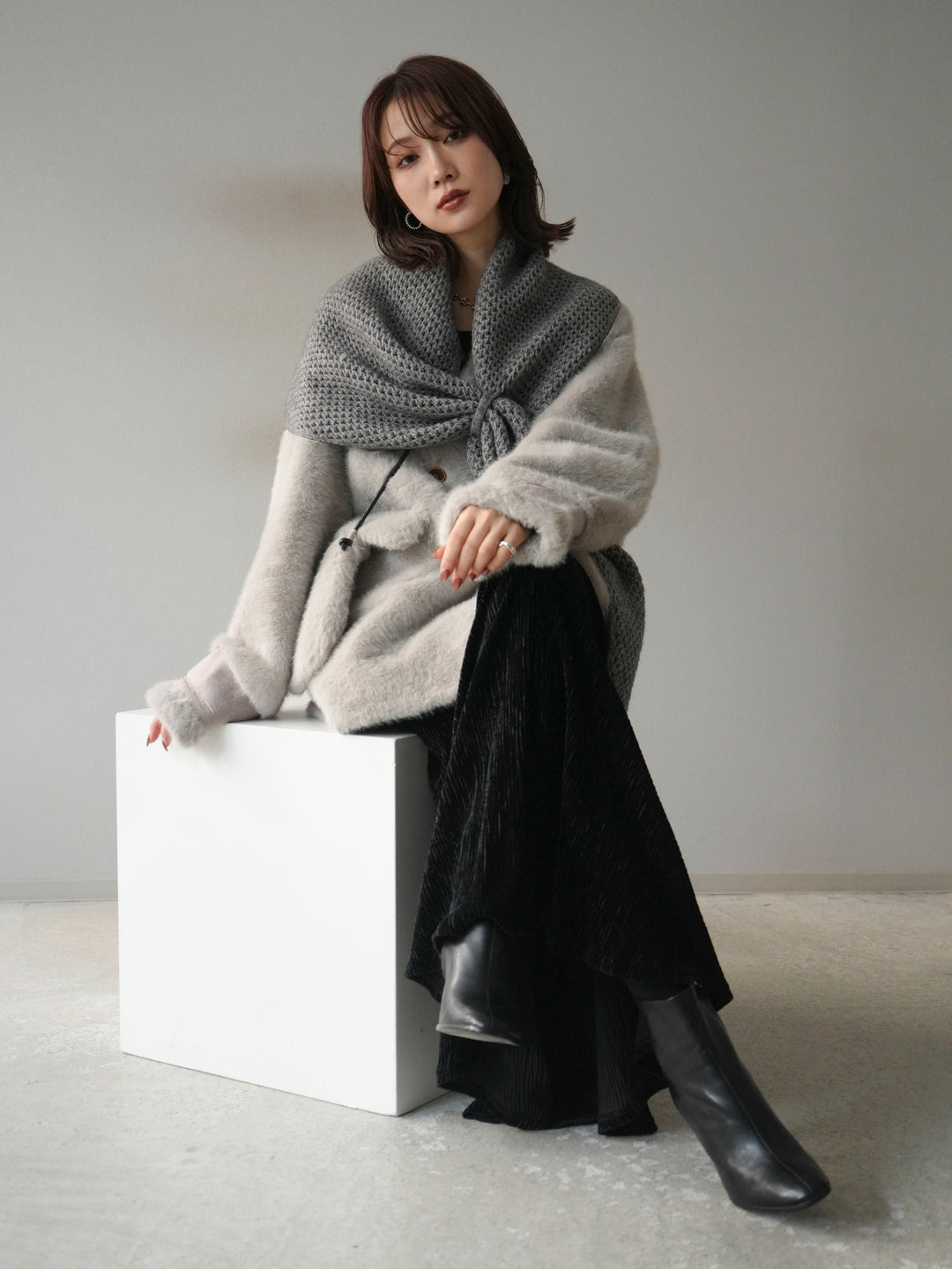 [予約]バッグ付エコファーノーカラーコート/gray