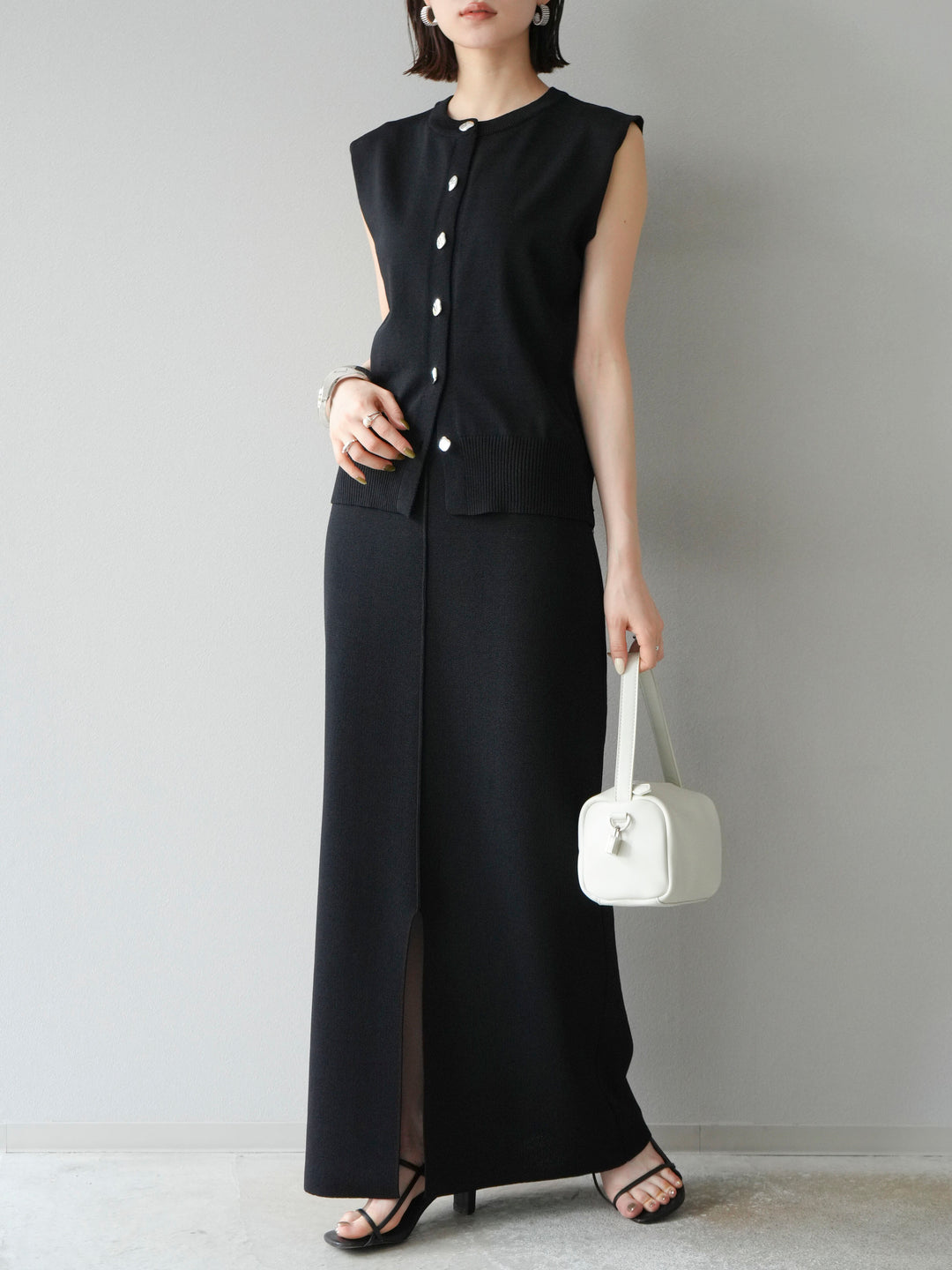 [予約]レーヨンポリIラインニットスカート/ブラック