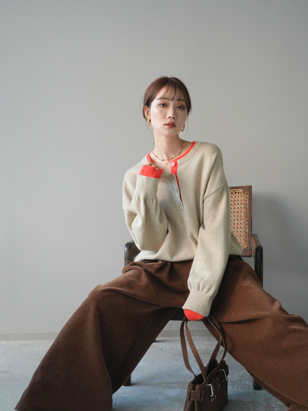 [SET]ヘンリーネック配色レイヤードニットプルオーバー+選べるアクセセット(2set)