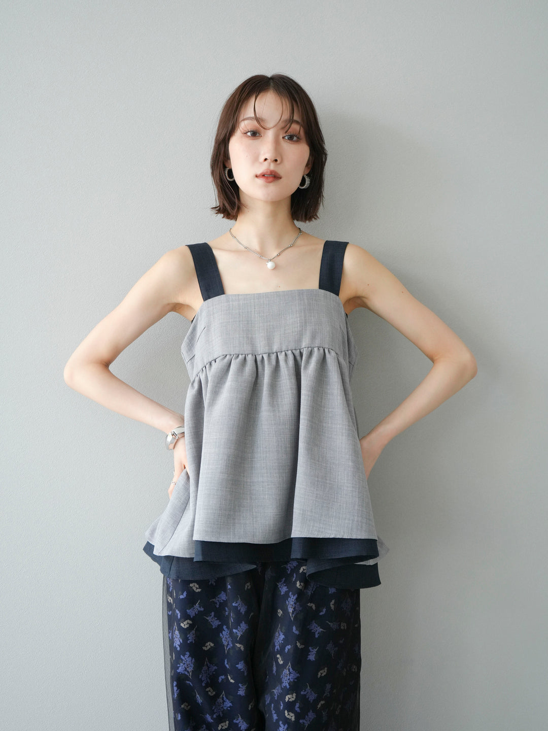 [SET]リネンライク配色フレアタンクトップ+コード刺繍チュールレイヤードパンツ+ブーケプリントタックパンツ(3set)