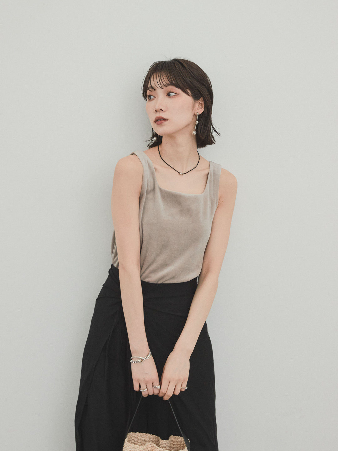 [SET]スクエアベロアタンクトップ+ワッシャーサテンレイヤードスカートパンツ(2set)