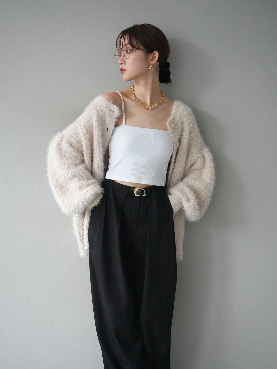 [預購] 圓領隨機毛絨開襟衫/本色