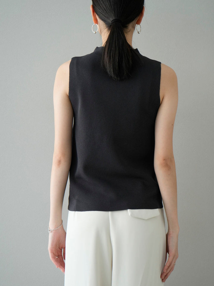 [Pre-order] Bottleneck summer knit sleeveless top/charcoal