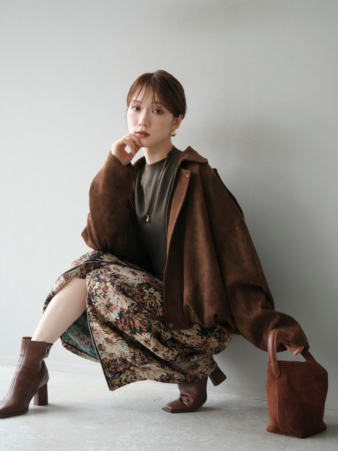 [SET] 麂皮外套上衣 + 小領法式針織上衣（2 組）