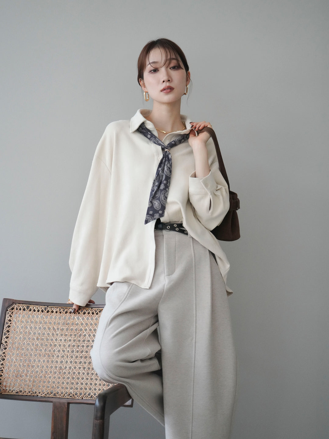 [予約]スカーフ付きスエードシャツ/ivory