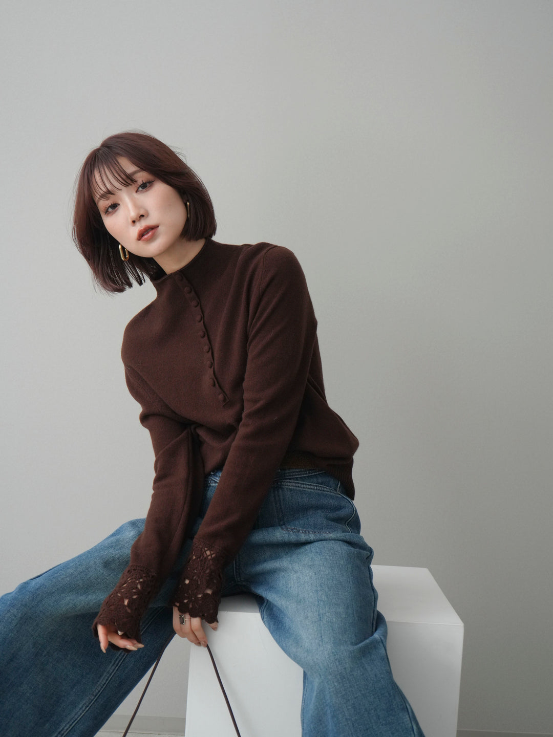 [予約]袖スカラップレースフロントボタンウールニットトップス/brown