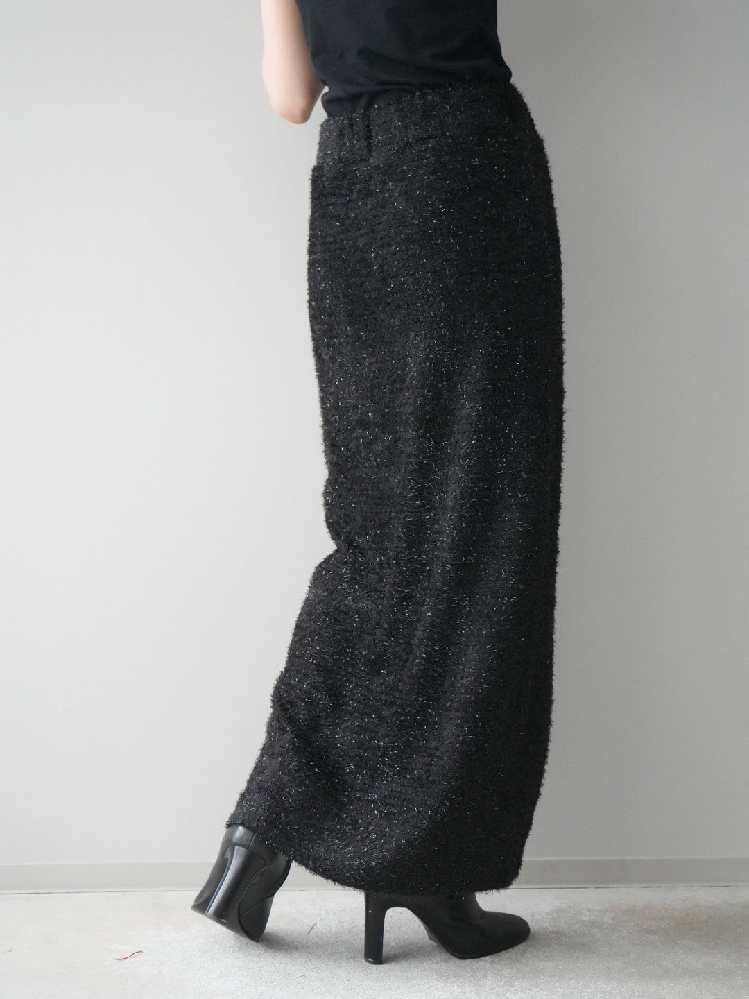 [予約]ラメシャギーフロントジップスカート/black