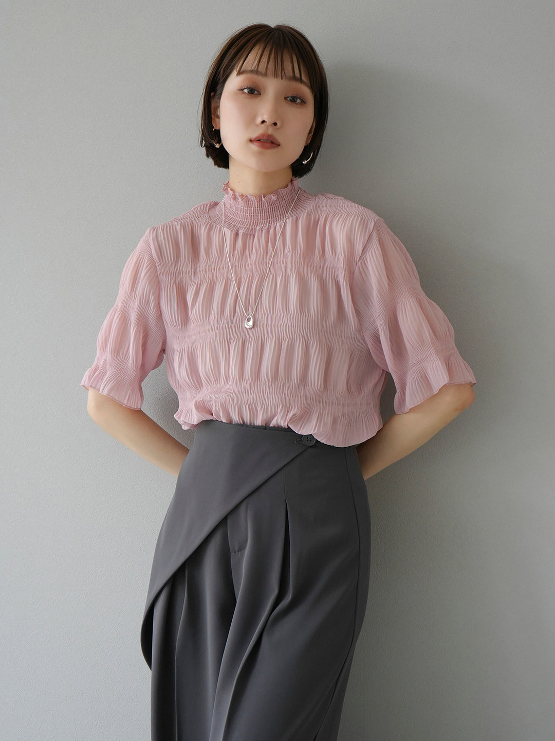 [Pre-order] Shirred Chiffon Half Sleeve Blouse/Pink