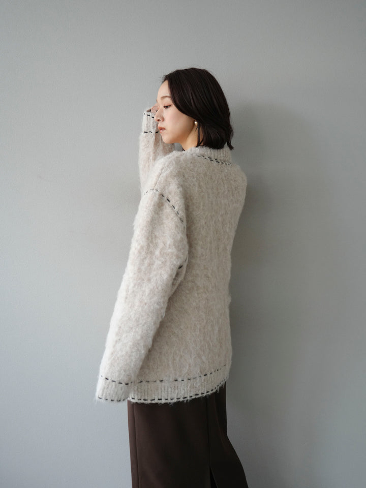 [予約]ステッチVネックニットカーディガン/アイボリー