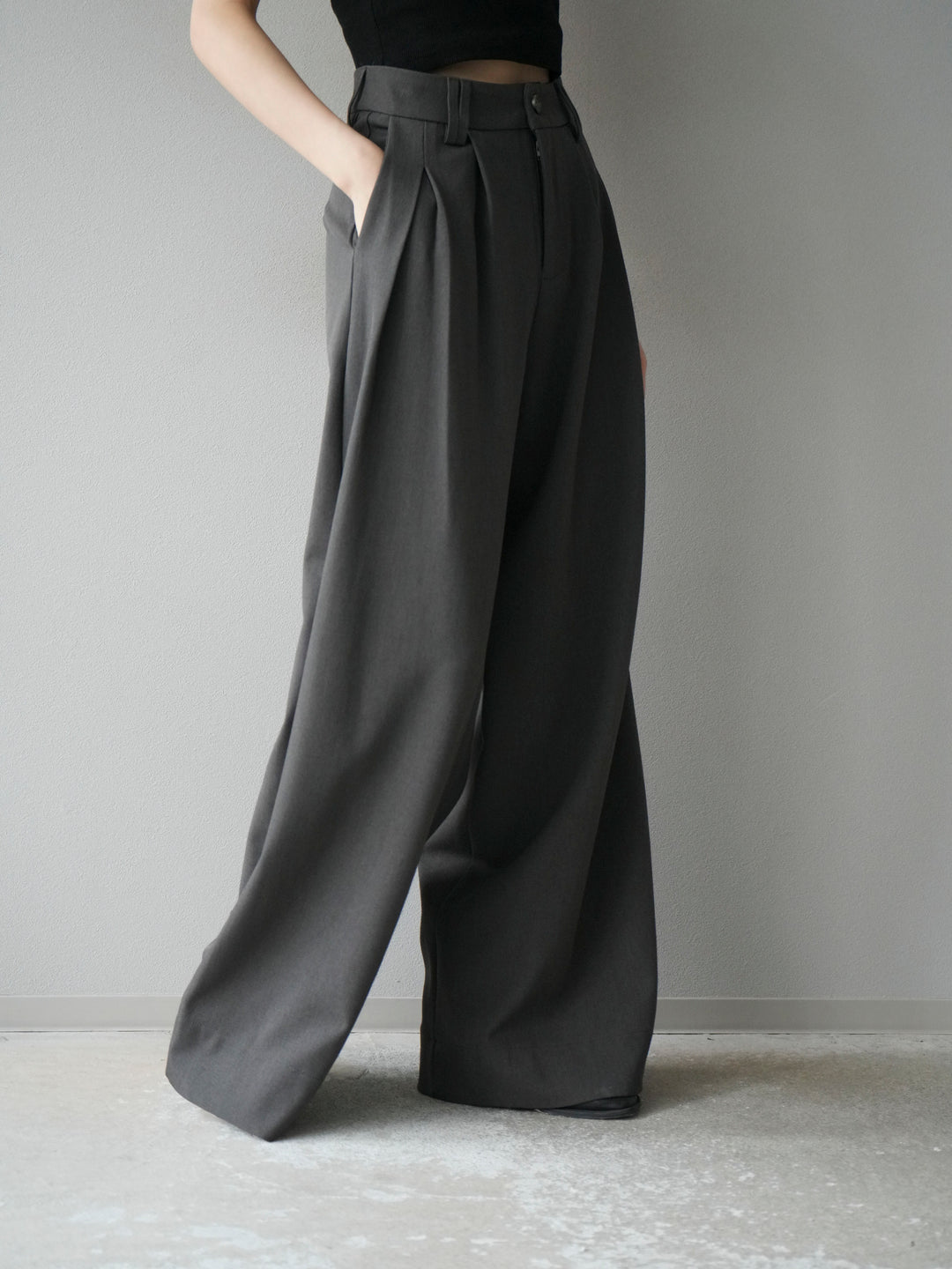 [予約]ダブルタックワイドパンツ/グレー