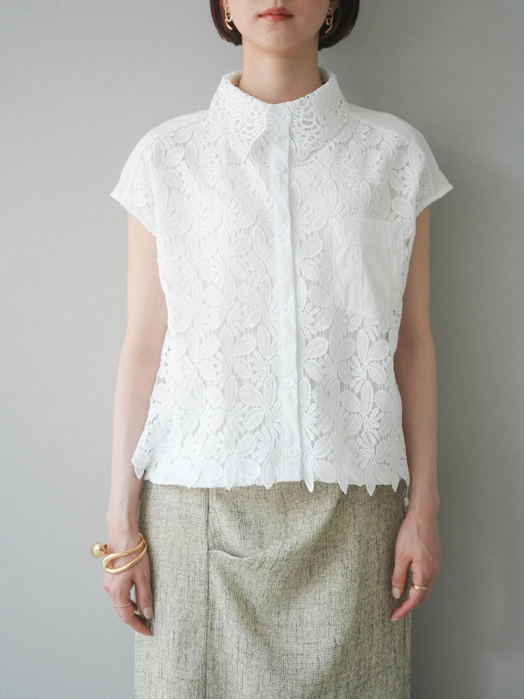 【預購】蕾絲分層抽繩襯衫/白色