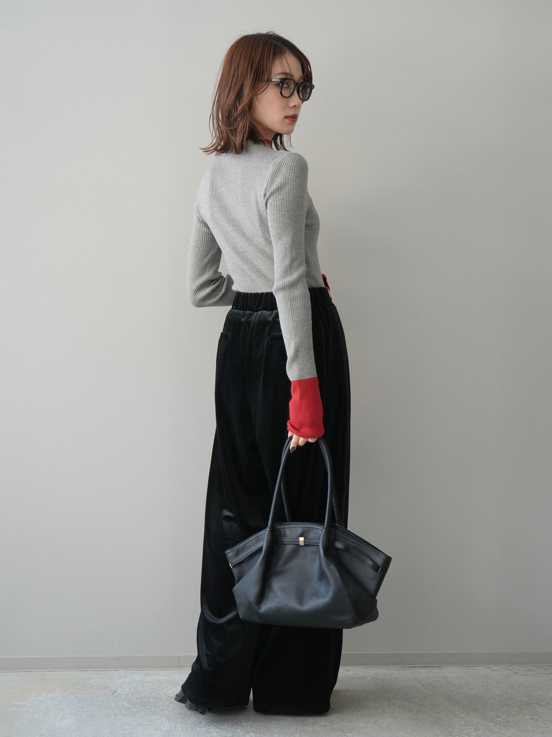 [SET]袖ボタンハイネック配色リブニットトップス+ベロアベルトスリムパンツ(2set)