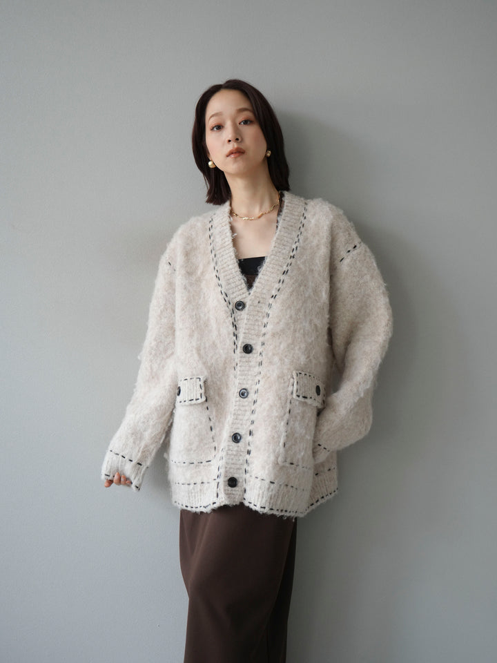 [予約]ステッチVネックニットカーディガン/アイボリー