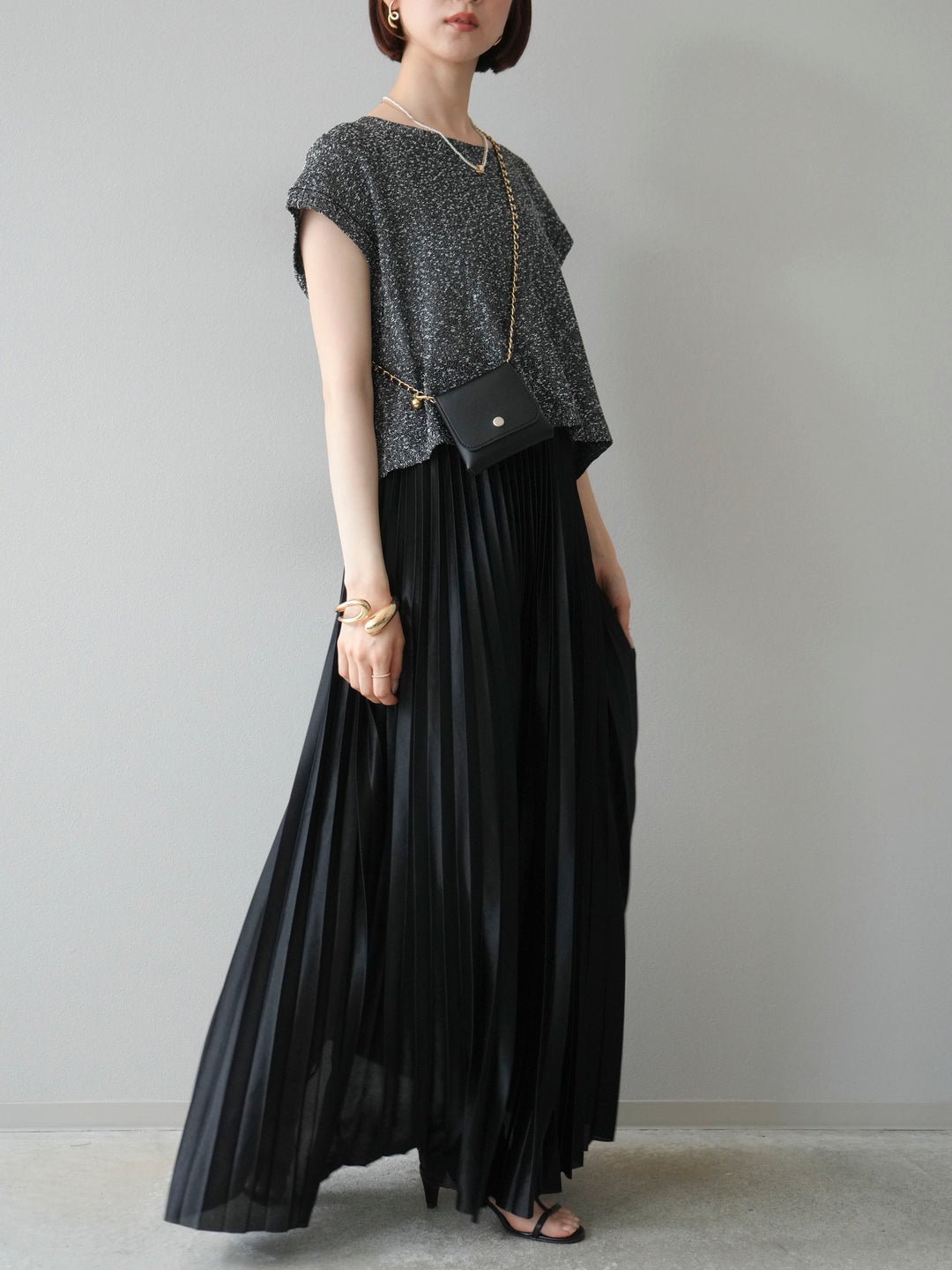 [SET]ネップヤーンクロップドニットベスト+サテンプリーツマキシスカート(2set)