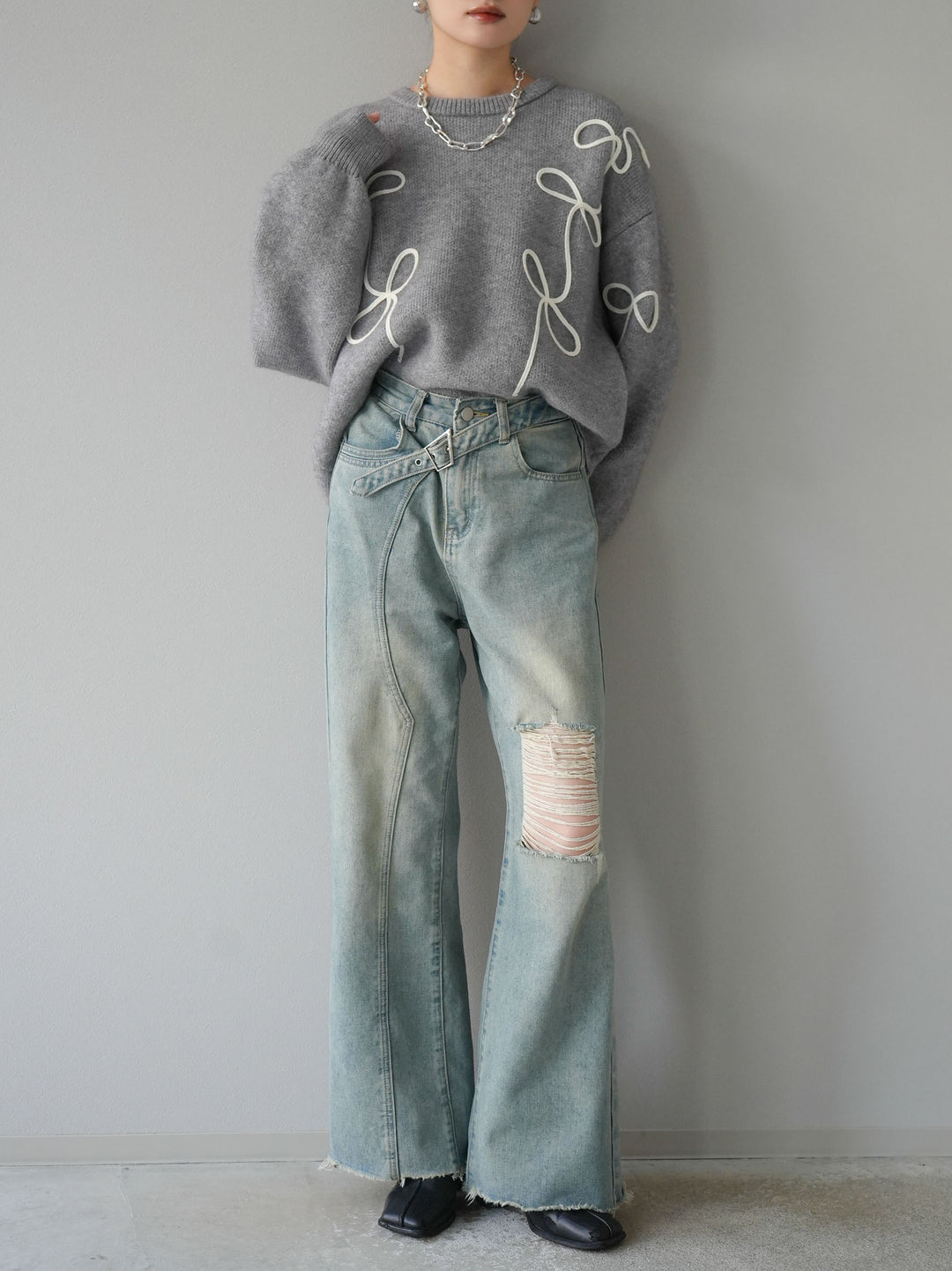 [予約]コード刺繍ルーズニットプルオーバー/グレー