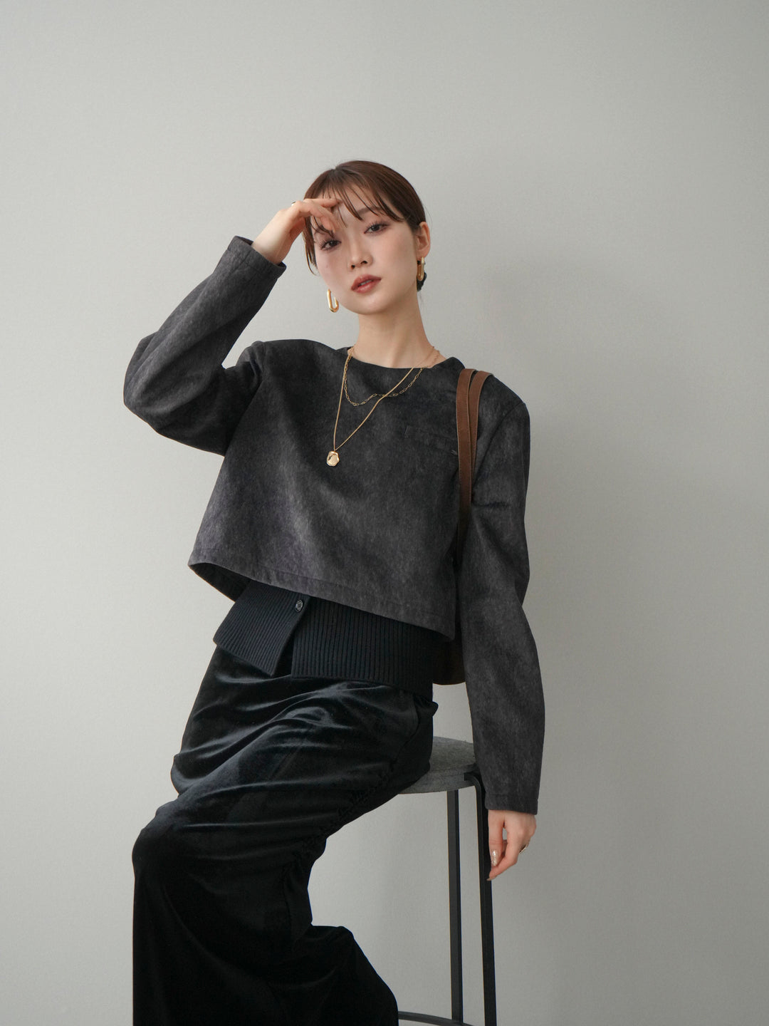 [予約]リブニットレイヤードスエードプルオーバー/charcoal